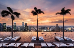 On top of Singapore: the SkyPark infinity pool, Singapore • Photo © Marina Bay Sands